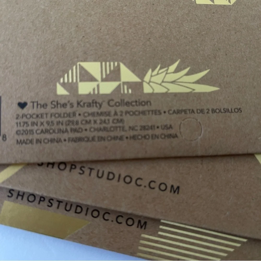 Studio C 2 Pocket Portfolio File Folders 3
